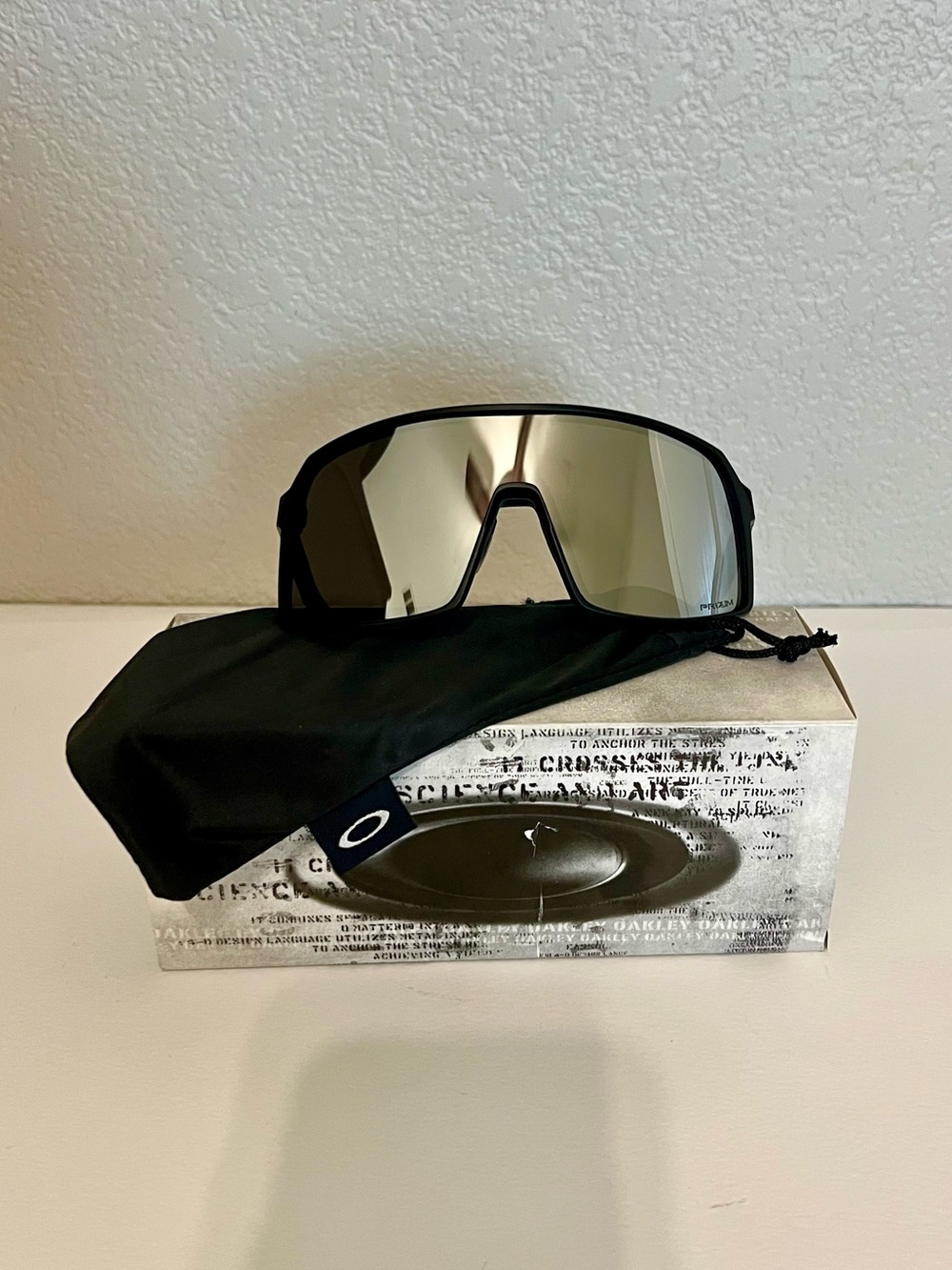 Oakley Sutro Chrome Iridium Sunglasses - Picture 4 of 9